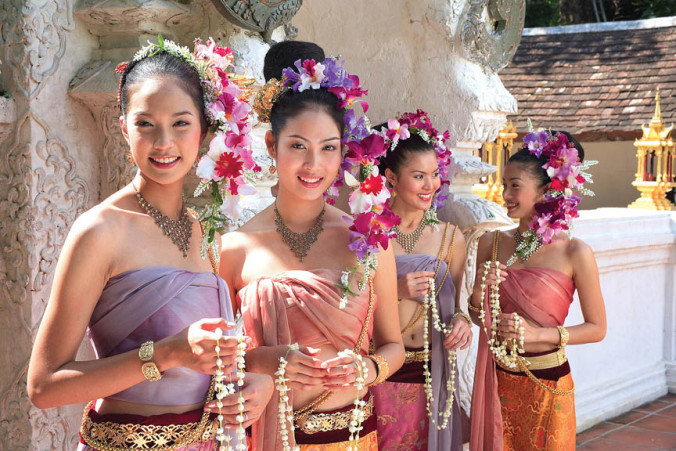 dhara devi hotel hostess, akalingo, dhara dhevi, farang ses, fujian, le grand lana, loy kham bar, Dhara Dhevi Hotel